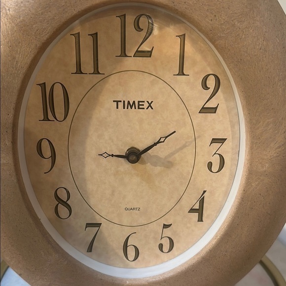 Timex Brown Wall Clock - Picture 2 of 8